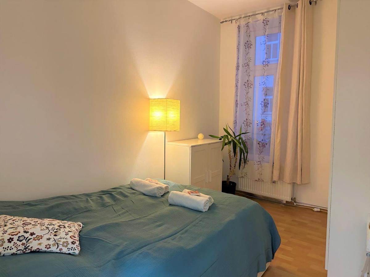 Appartamento Cosy & Quiet In 17Th District Vienna Esterno foto