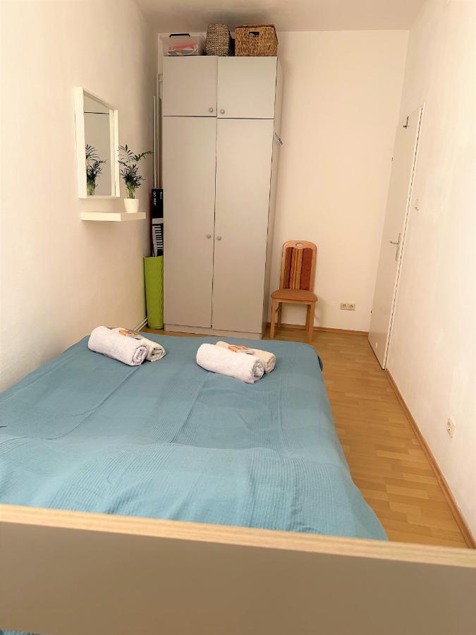 Appartamento Cosy & Quiet In 17Th District Vienna Esterno foto